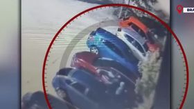 VIDEO O mașină de lux a fost furată din parcare în 4 minute. Cetățeanul este din Republica Moldova și a fost arestat pentru 30 de zile